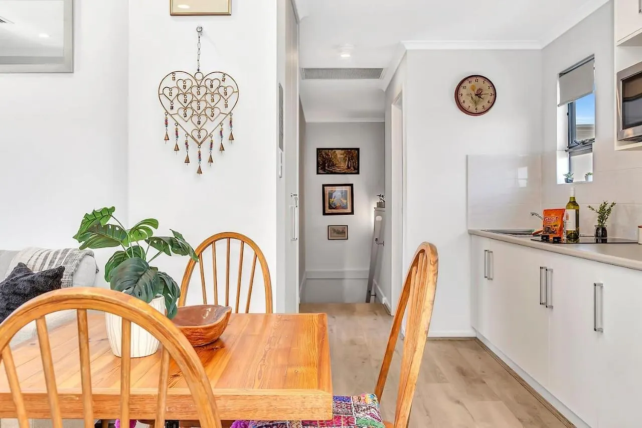 'Waurra' A Cosy Moana Beach Getaway アデレード